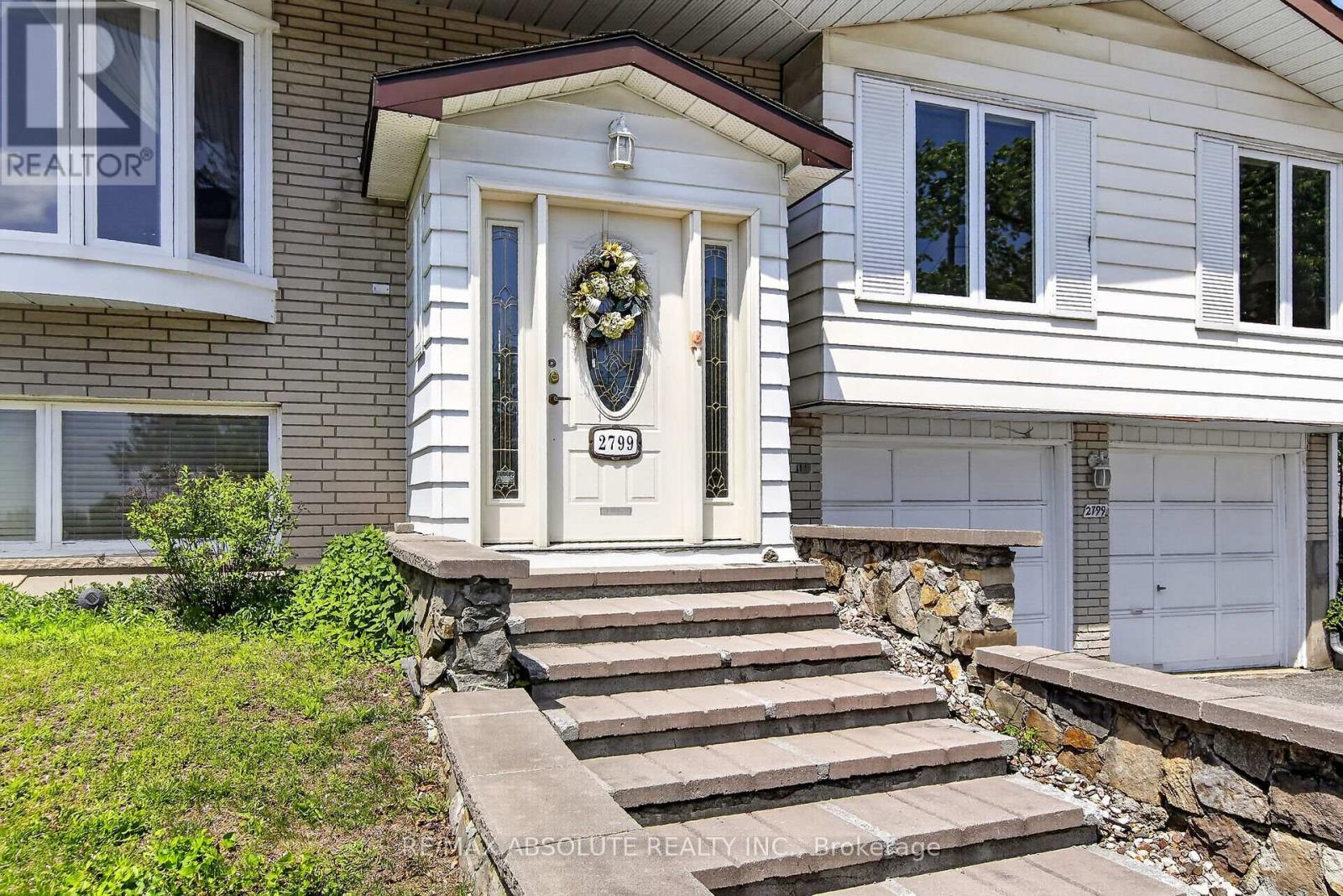 2799 DUMAURIER AVENUE - 5