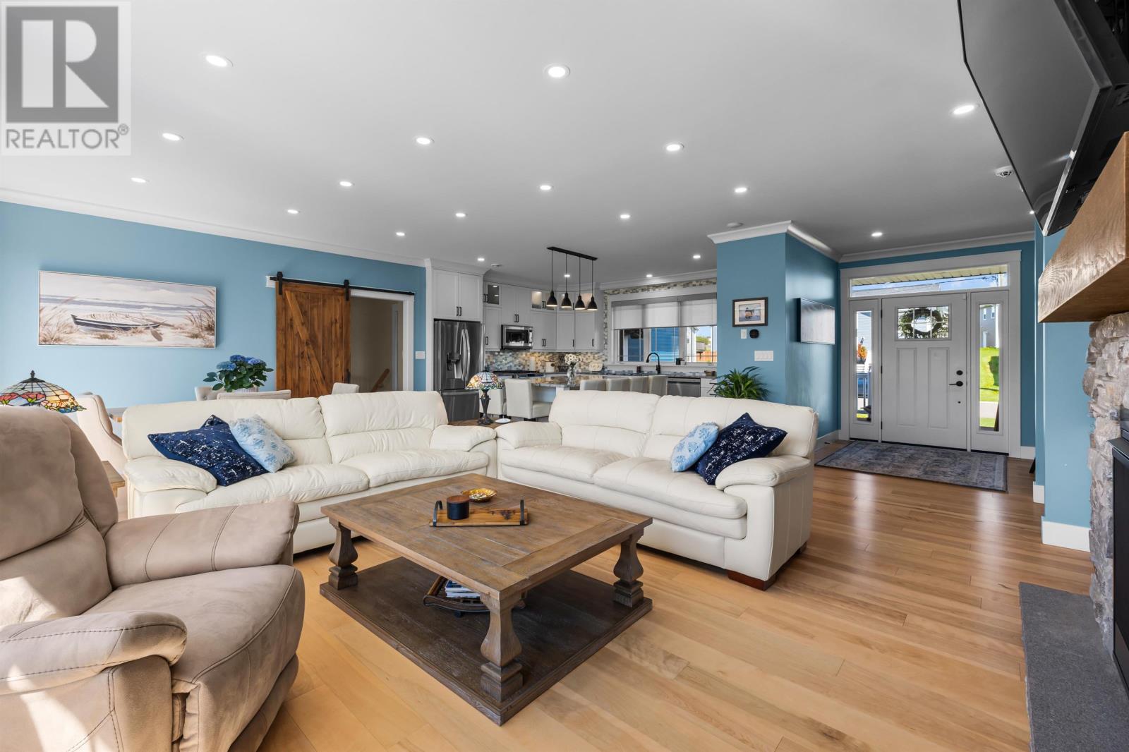 157 Essex Crescent - 9