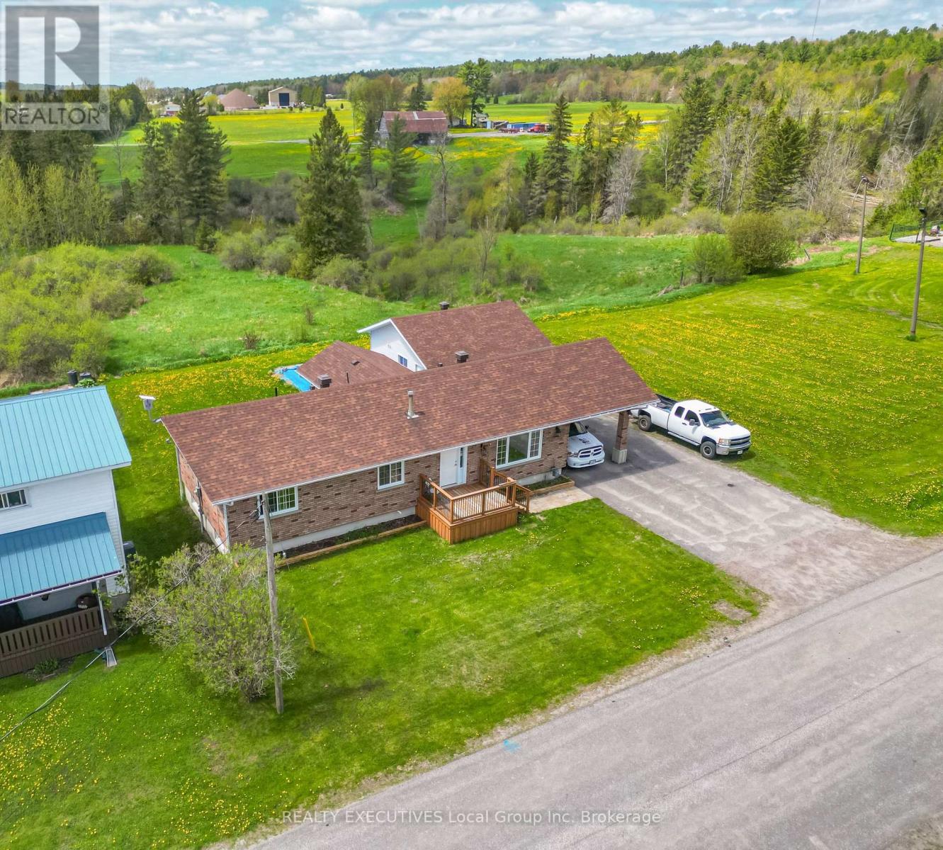 29 DUBEAU STREET - 2