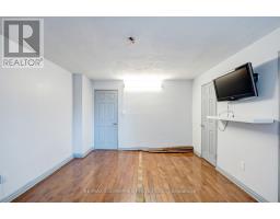 206 - 10 Edgecliff Golfway, Toronto, ON M3C3A3 Photo 20