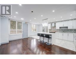206 - 10 Edgecliff Golfway, Toronto, ON M3C3A3 Photo 13