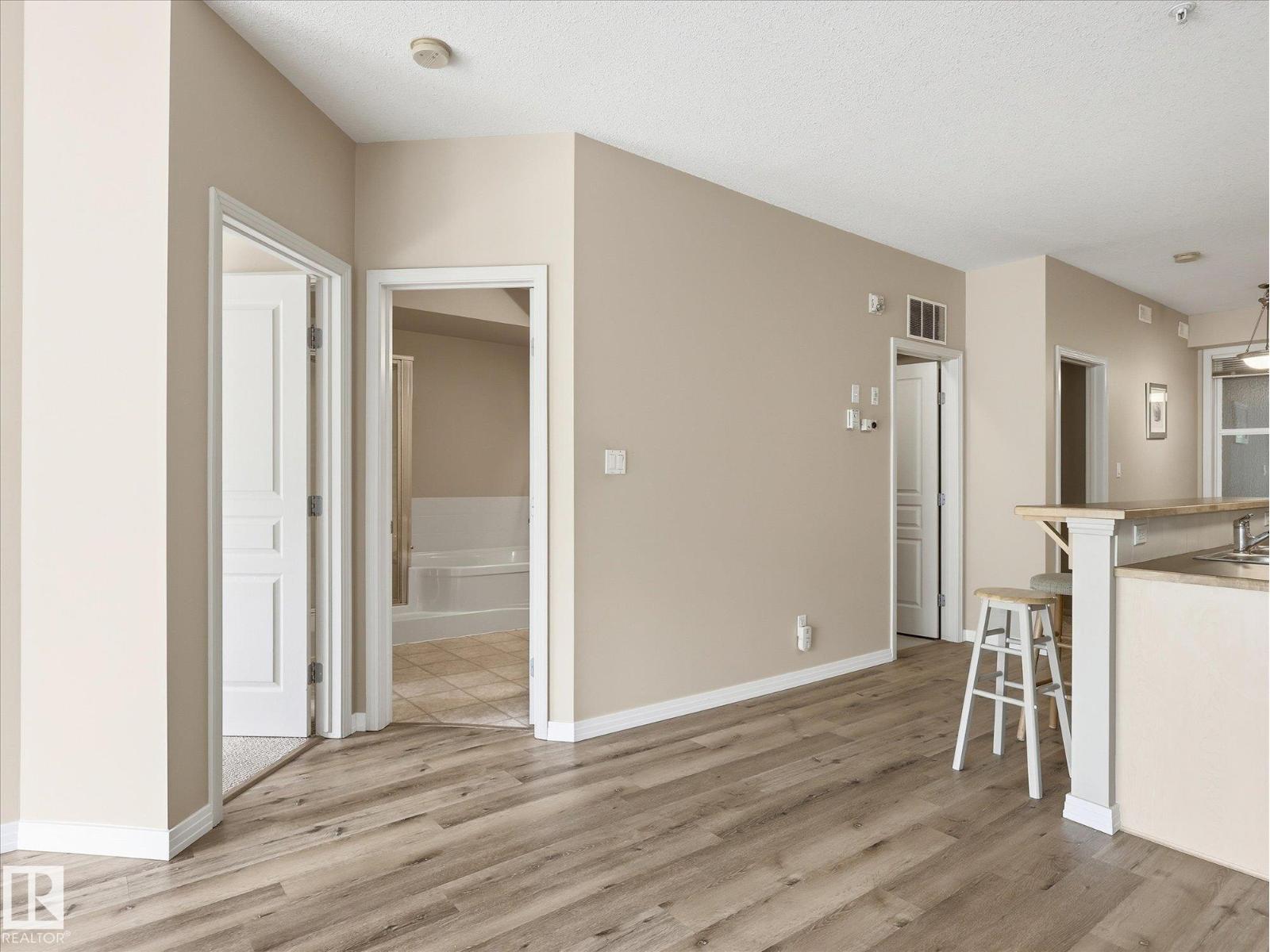#207 8619 111 ST NW - 14