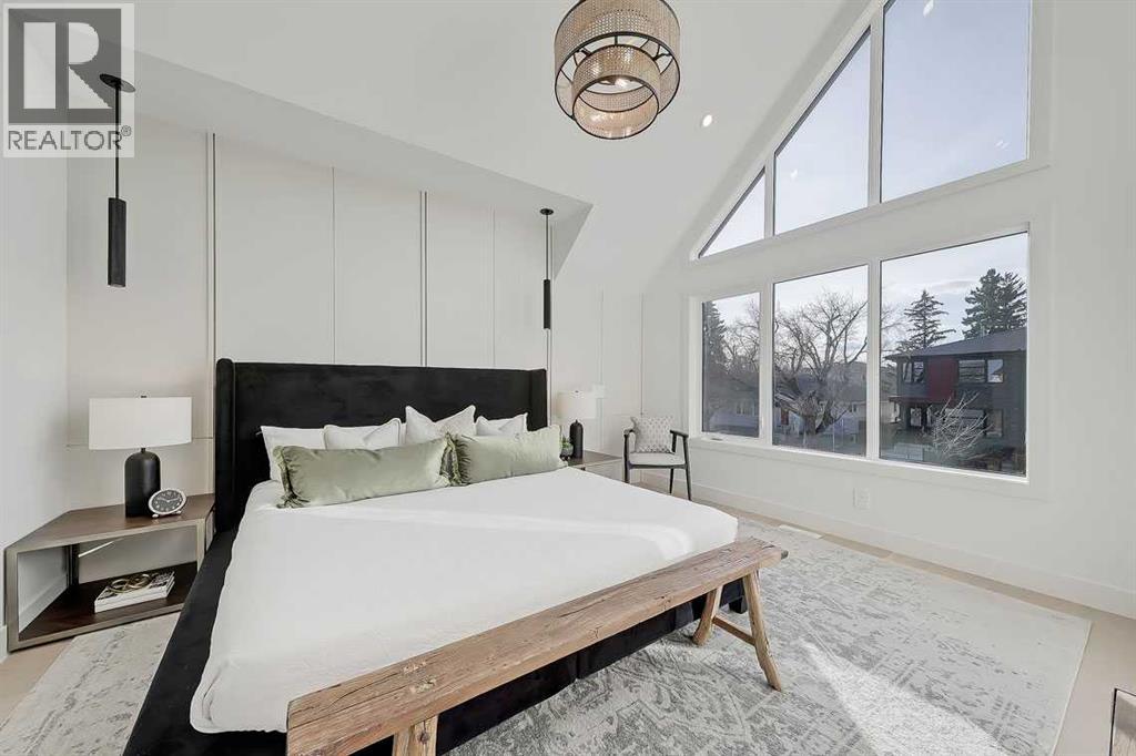 2216 35 Street SW - 30