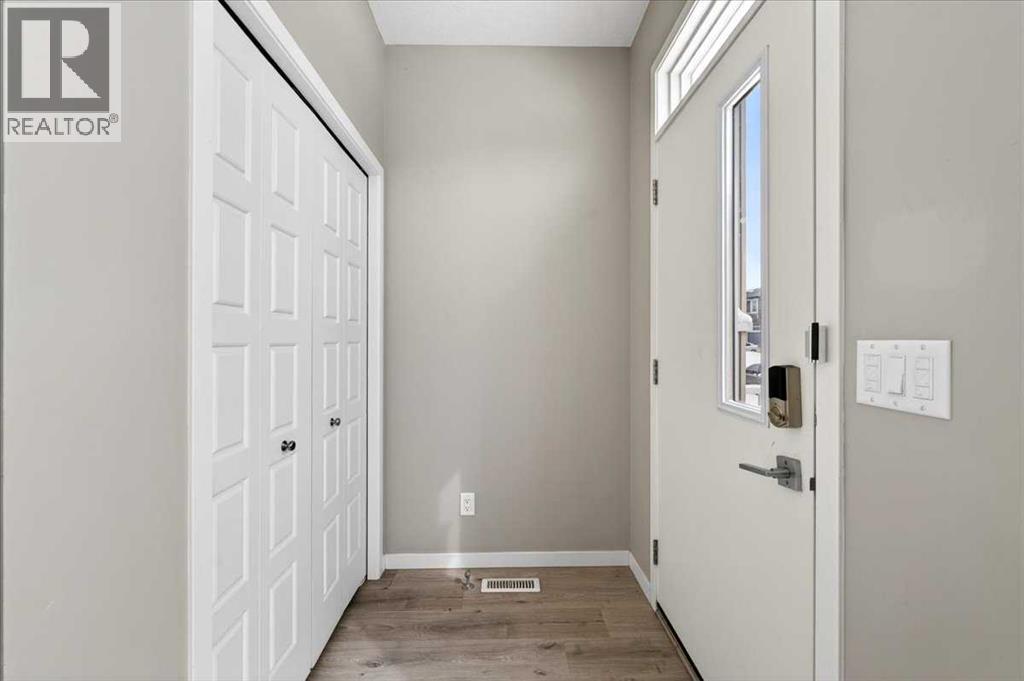 168 Corner meadows Way NE - 5