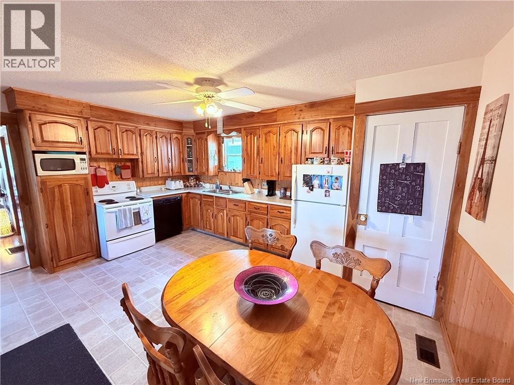 128 Houlton Street - 6
