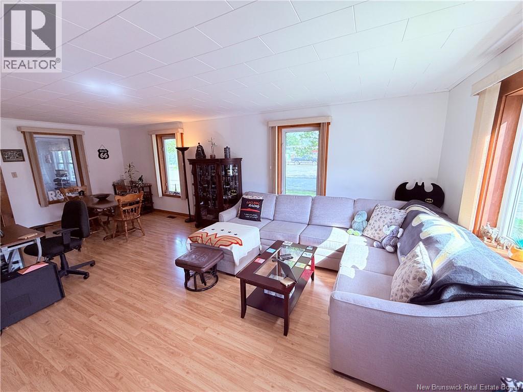 128 Houlton Street - 8