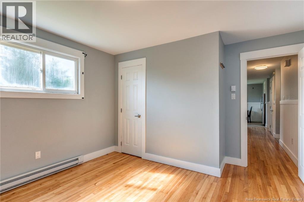 640-642 Michael Crescent - 30
