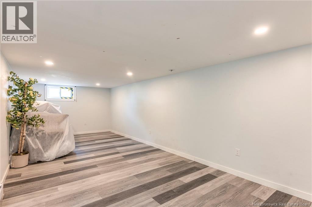 640-642 Michael Crescent - 17