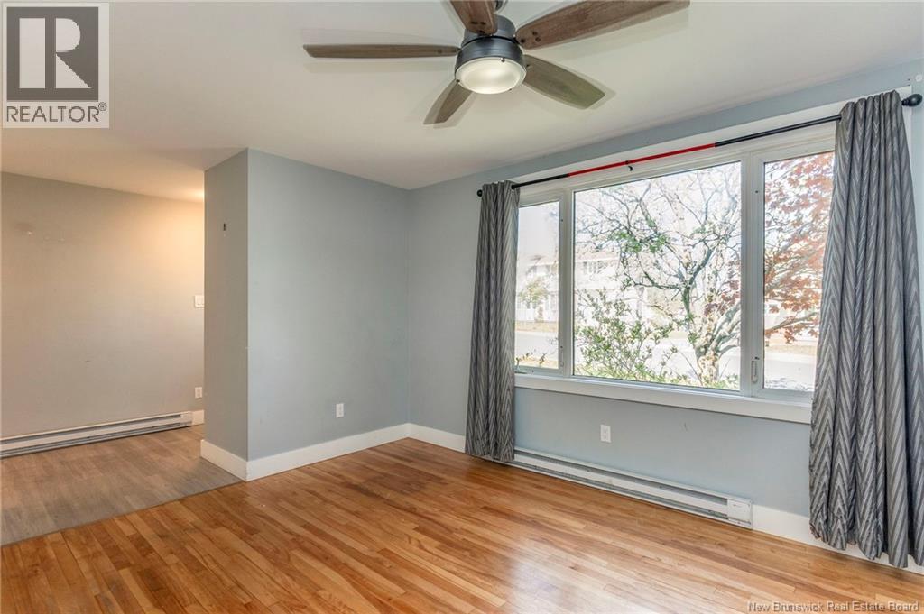 640-642 Michael Crescent - 7