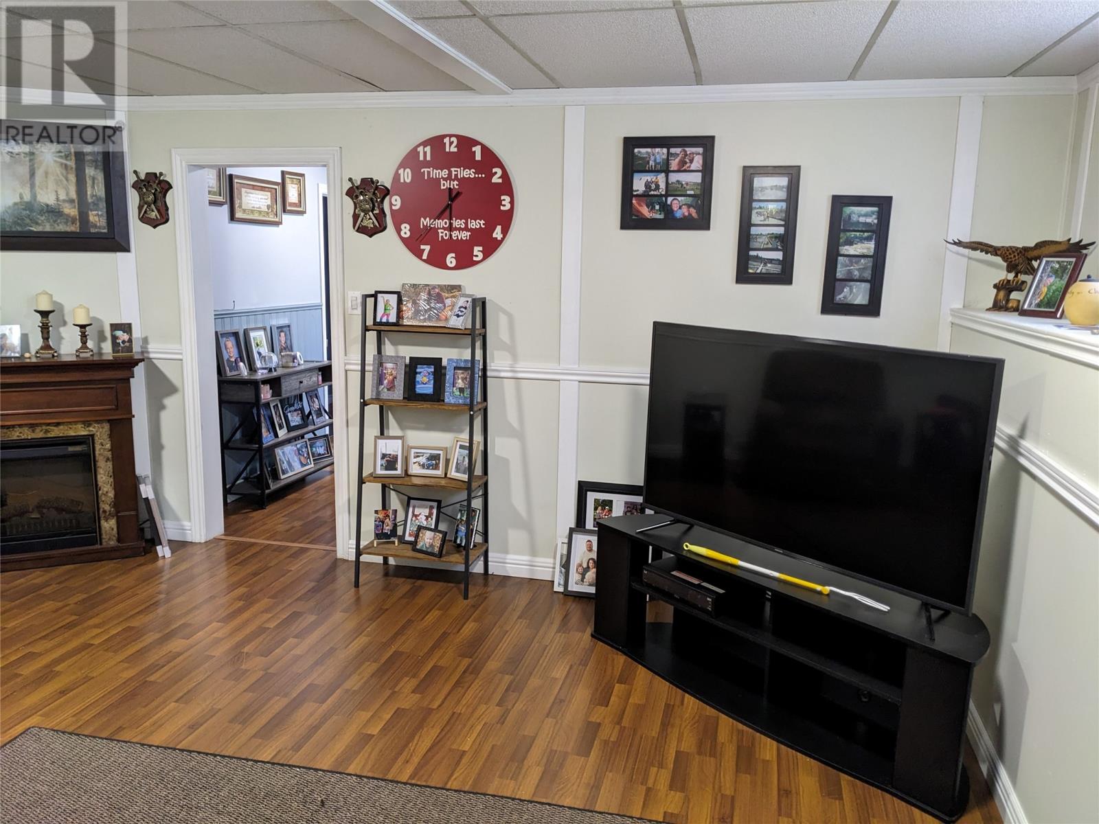 12 Forest Road - 25