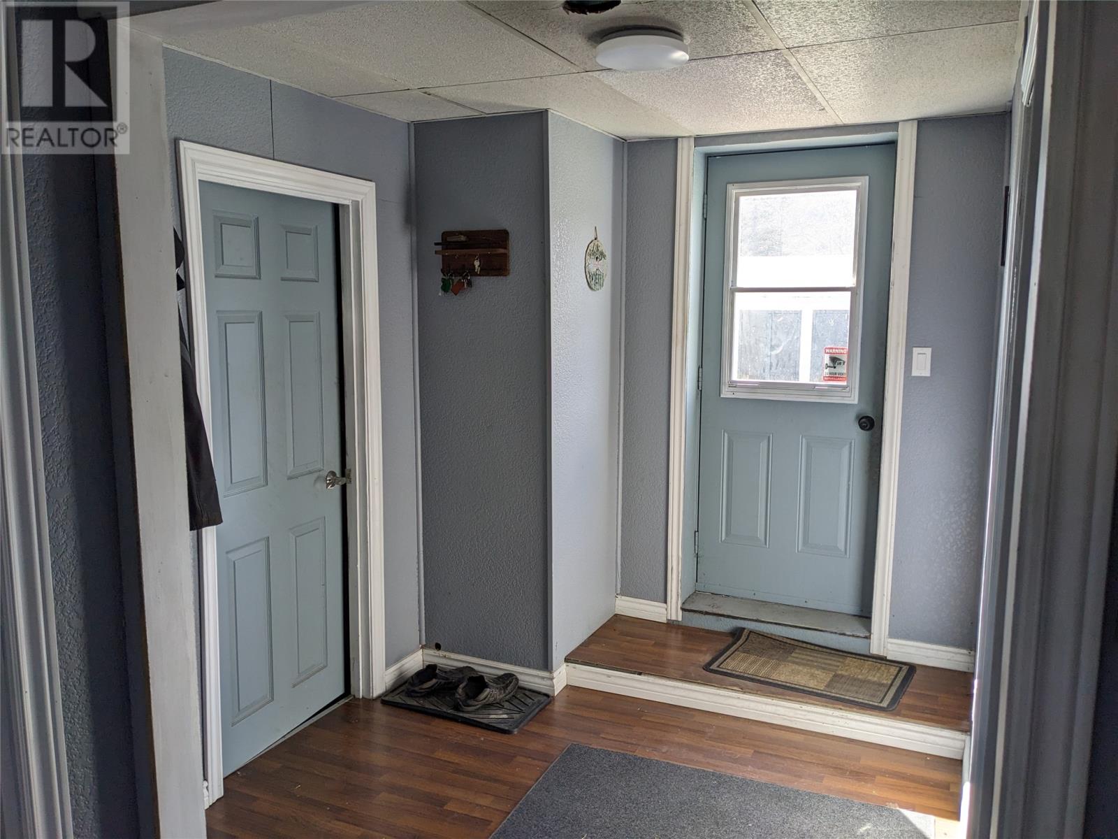 12 Forest Road - 27