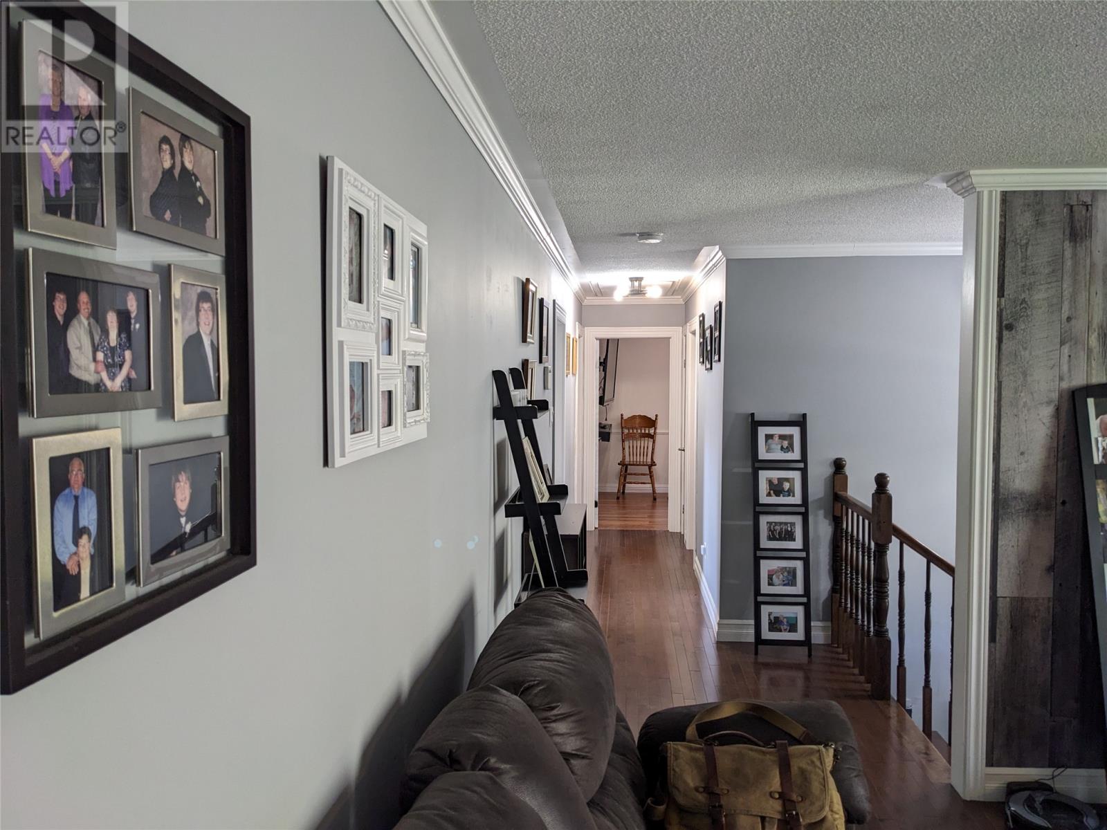 12 Forest Road - 35