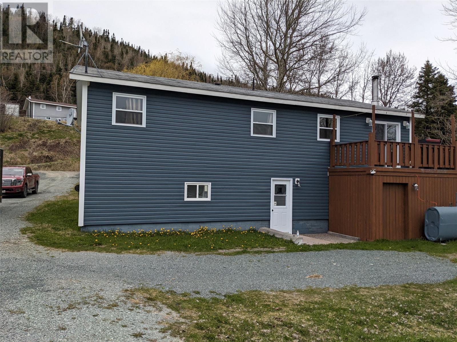 12 Forest Road - 36