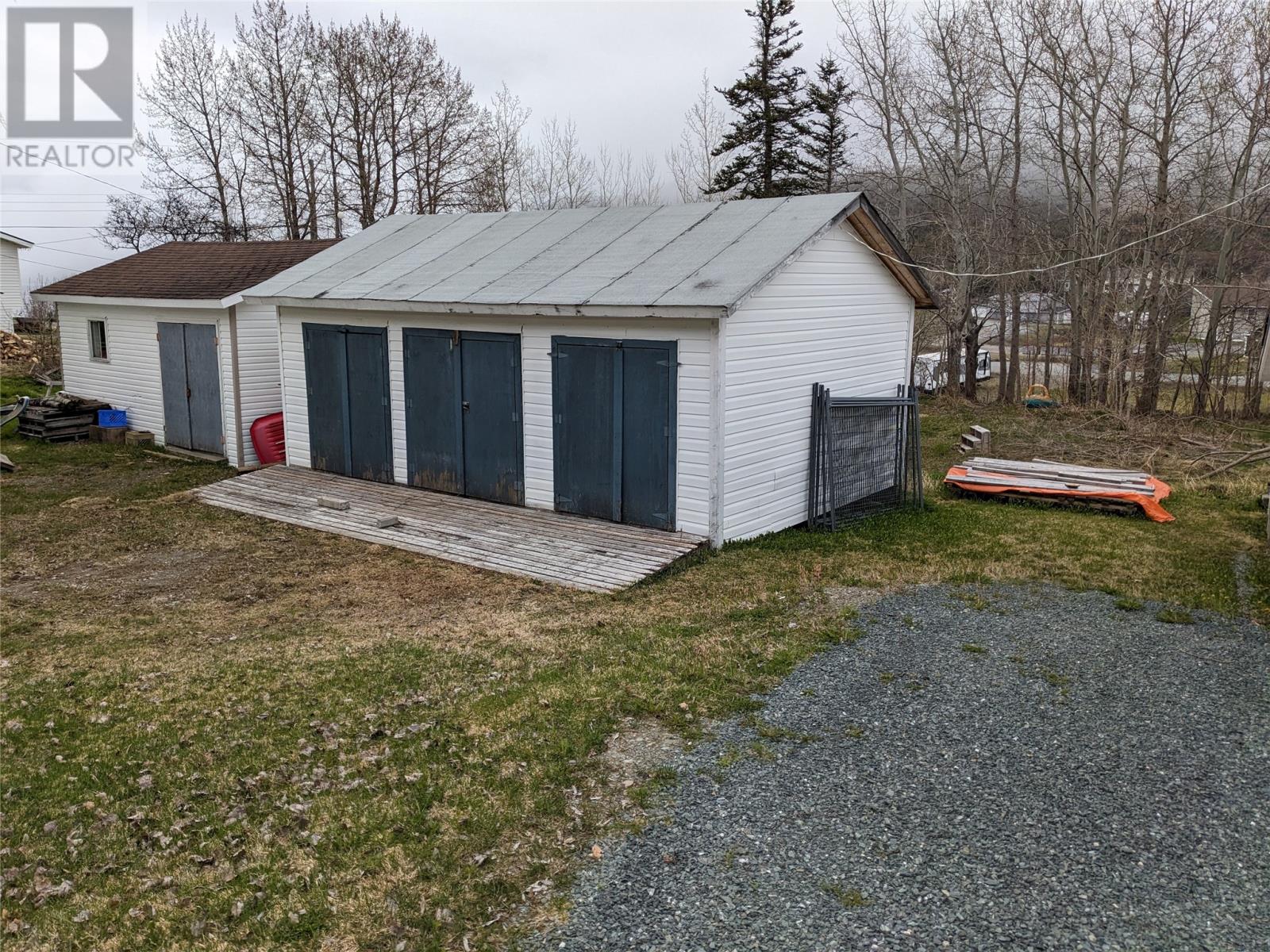 12 Forest Road - 40