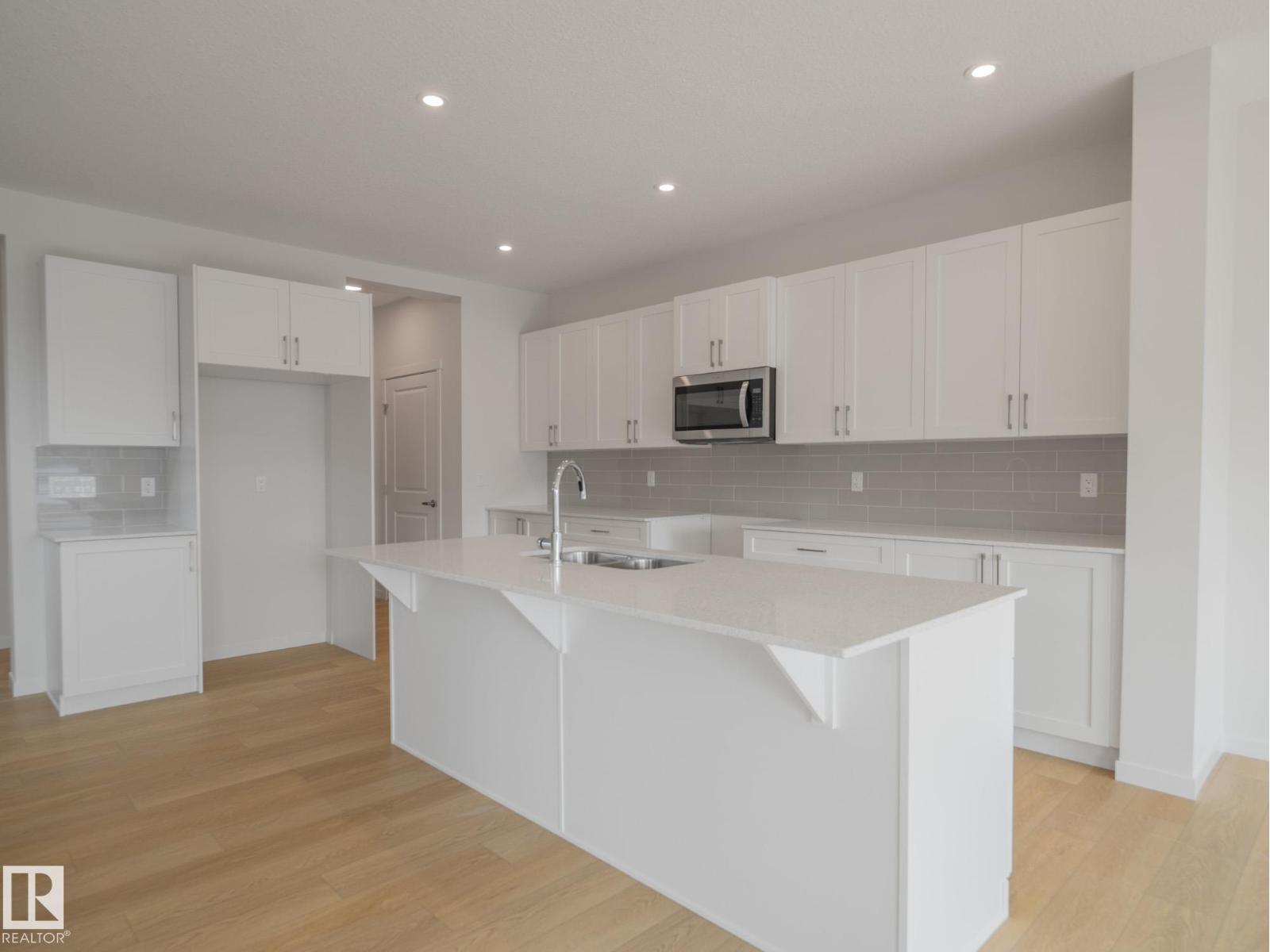 2503 211 ST NW — photo 13