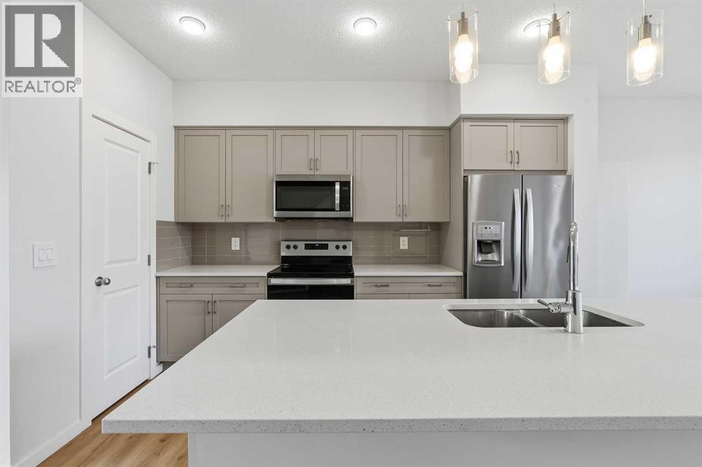 176 Walcrest Boulevard SE - Image 3