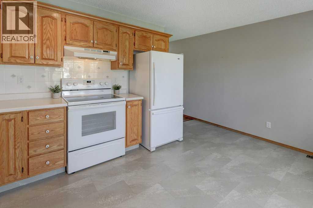 12 Parklane Place — photo 9