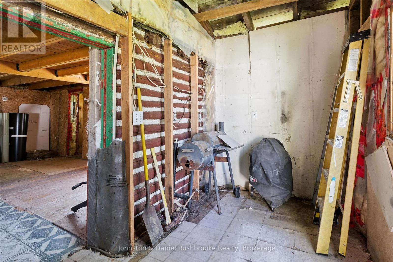 68 ROWANWOOD ROAD - 13