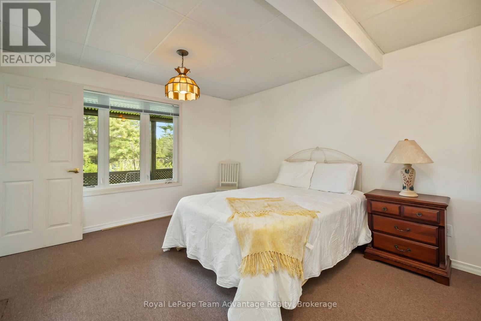 22 SILVER BIRCH CIRCLE - 17