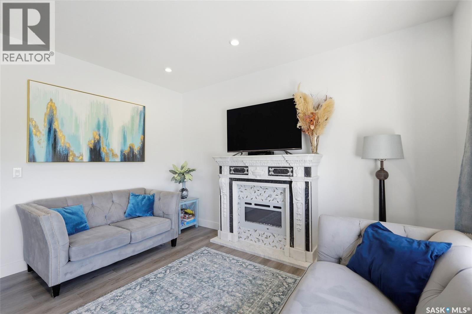 335 Hassard CLOSE - 8