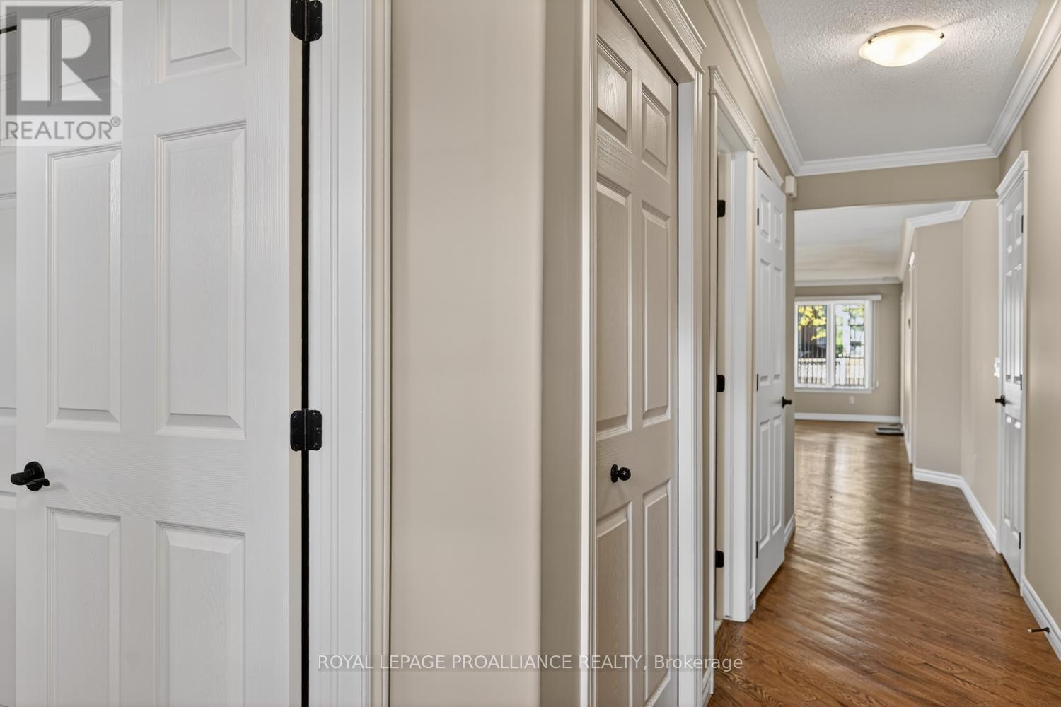 157 STEACY GARDENS E - Image 3