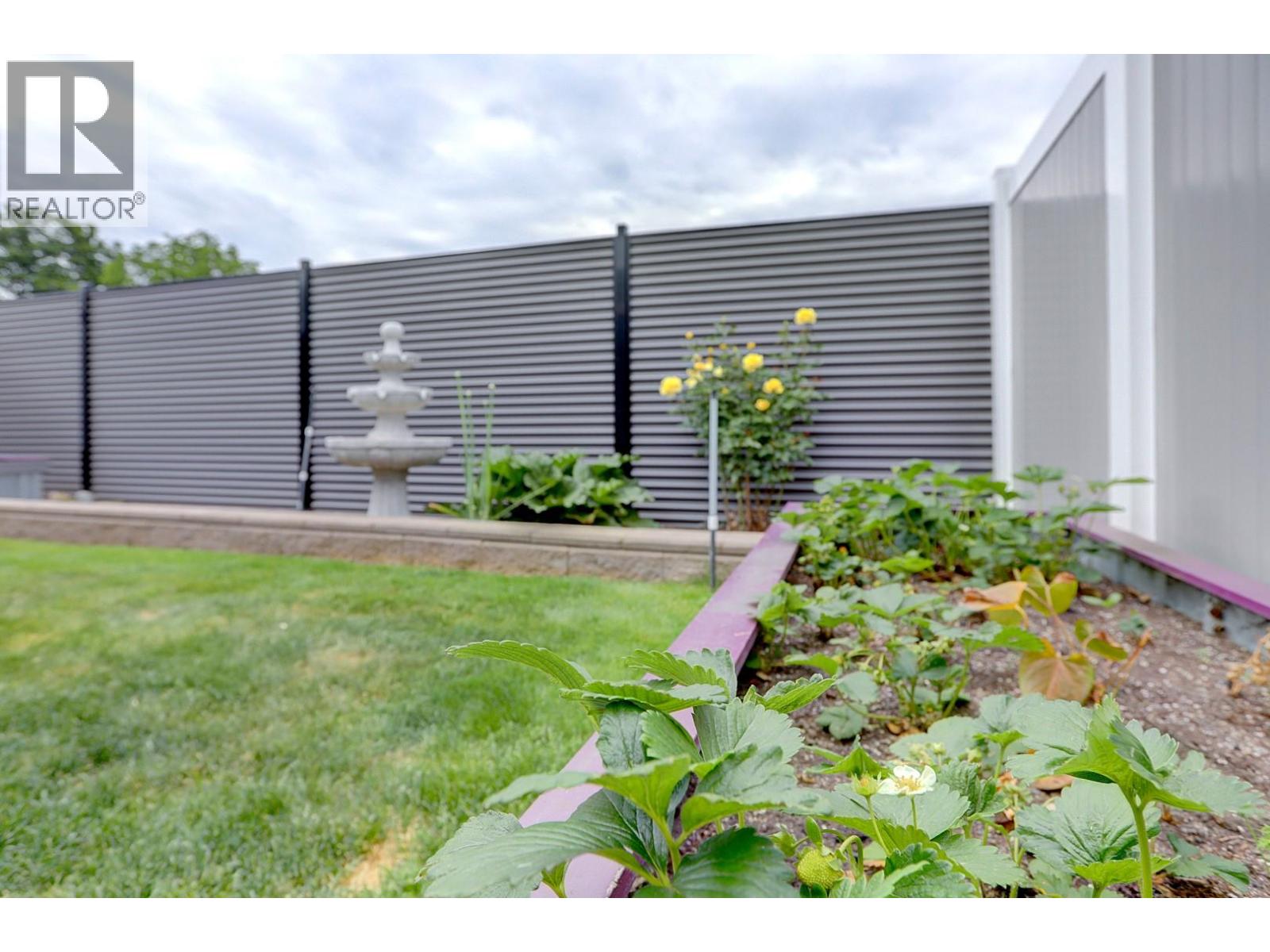 #8 3900 27 Avenue Lot# 17 - 41