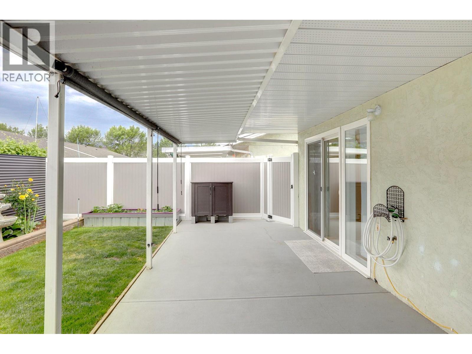 #8 3900 27 Avenue Lot# 17 - 43