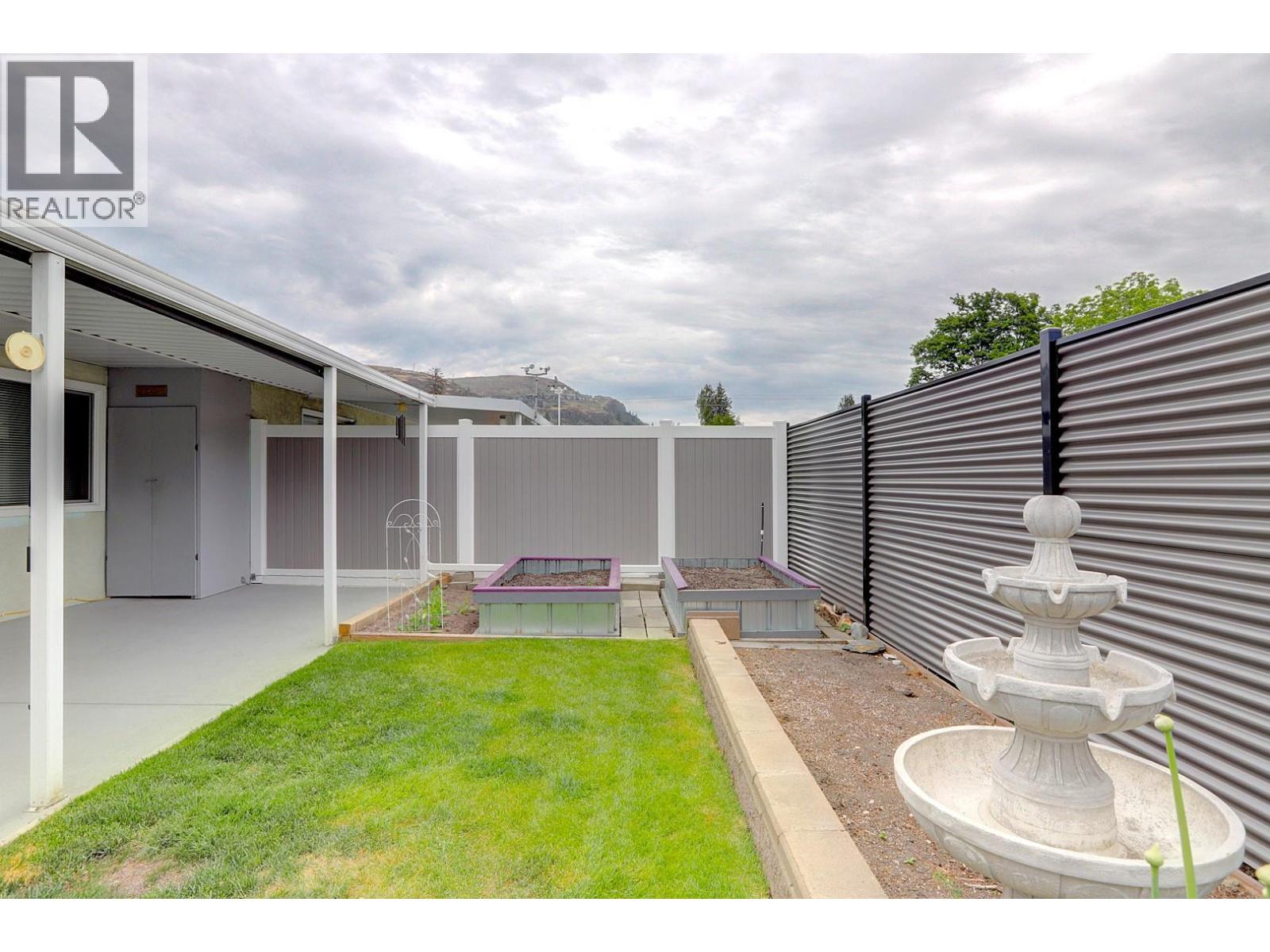 #8 3900 27 Avenue Lot# 17 - 40