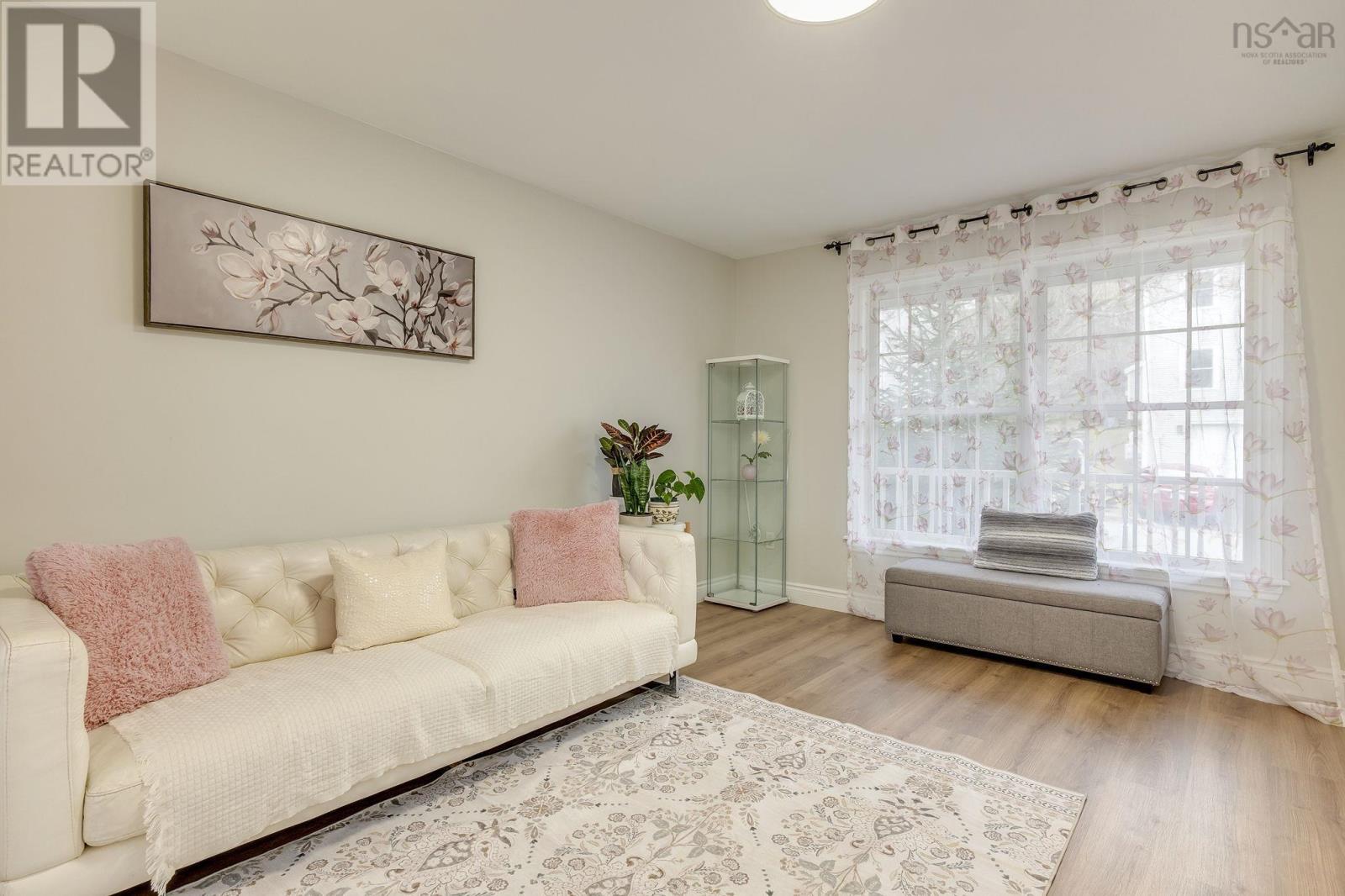 47 Nottingham Street - 6