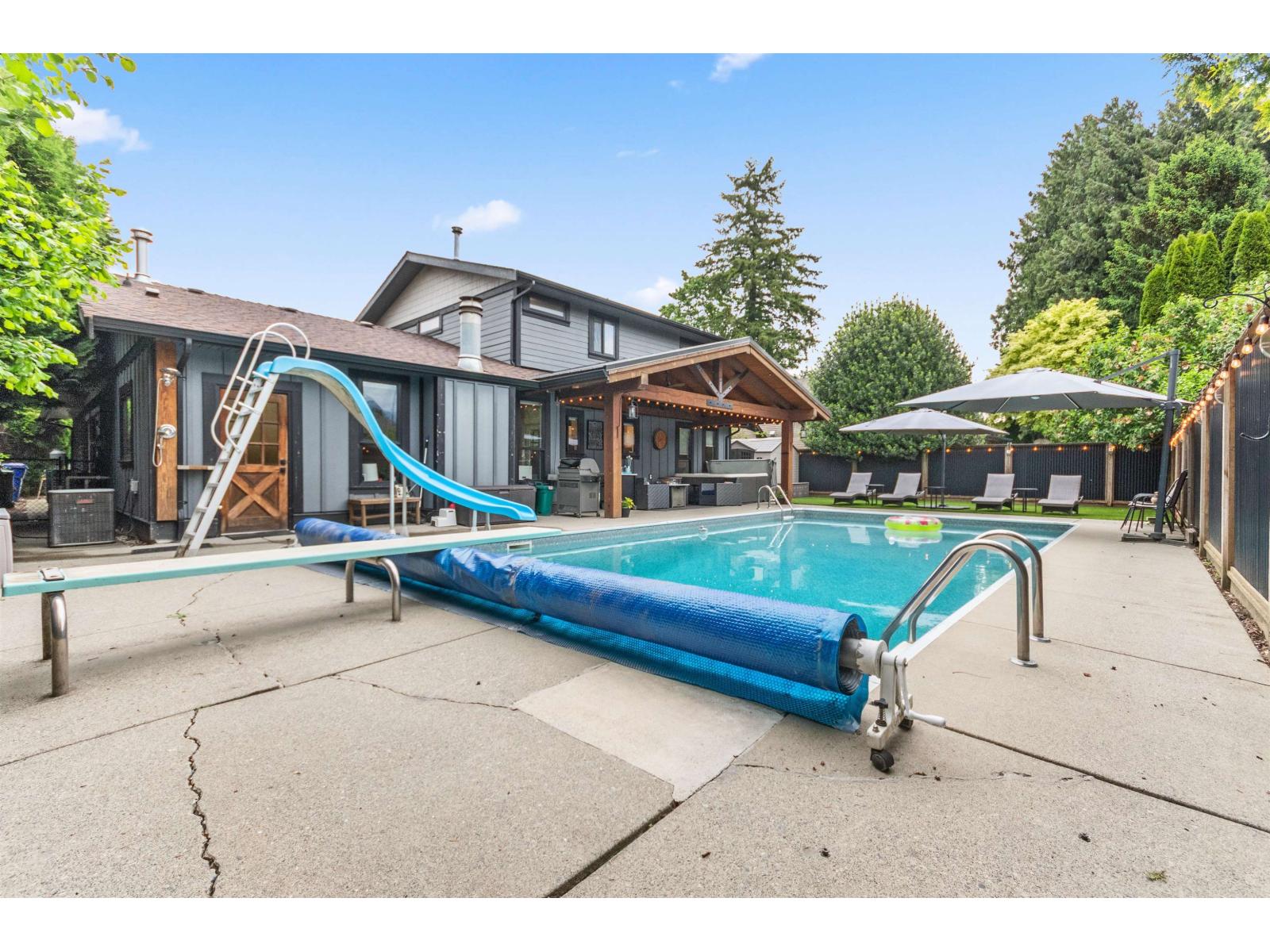 45148 INSLEY Avenue - photo 2