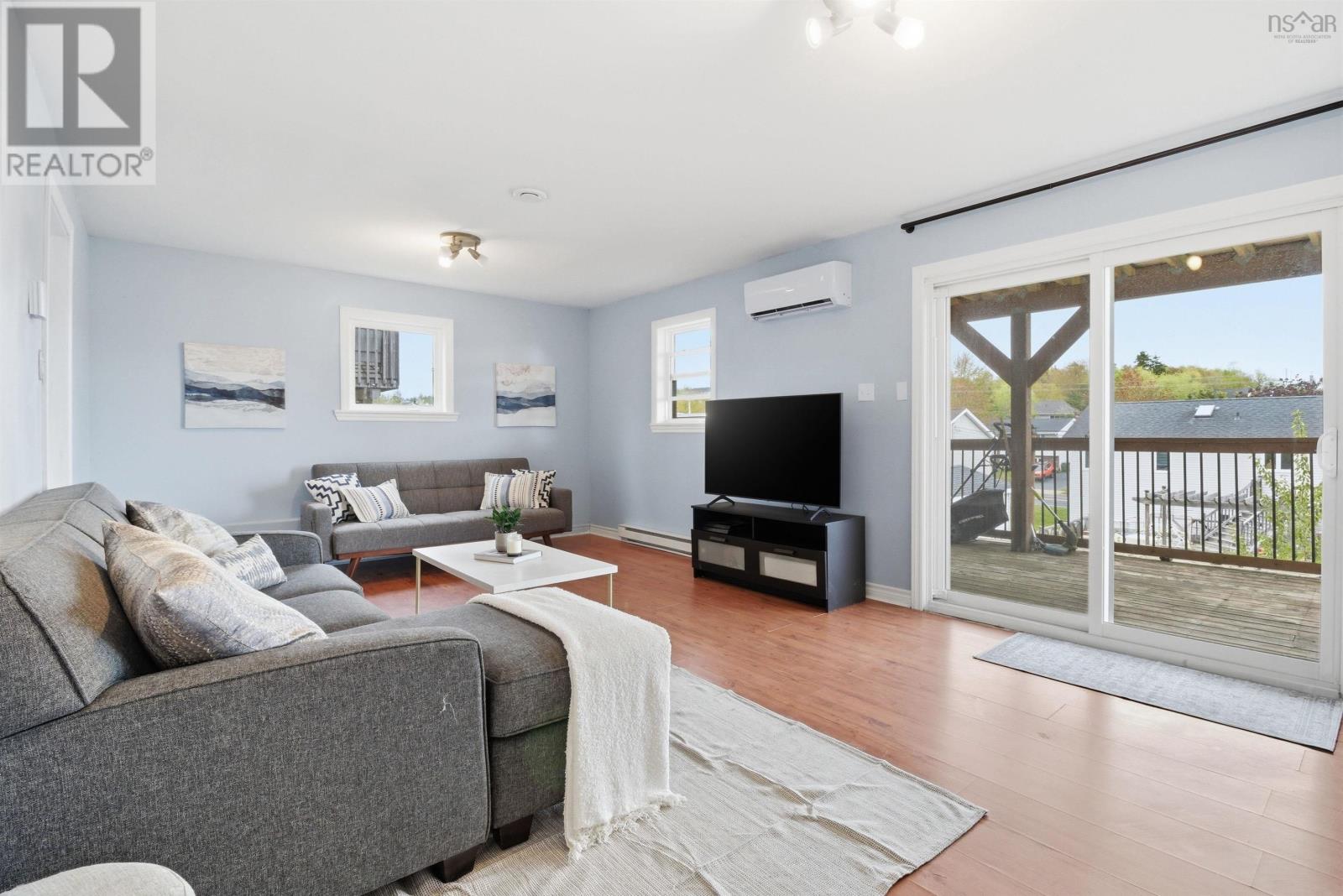 Property 27 of 44 of 88 Westfield Crescent