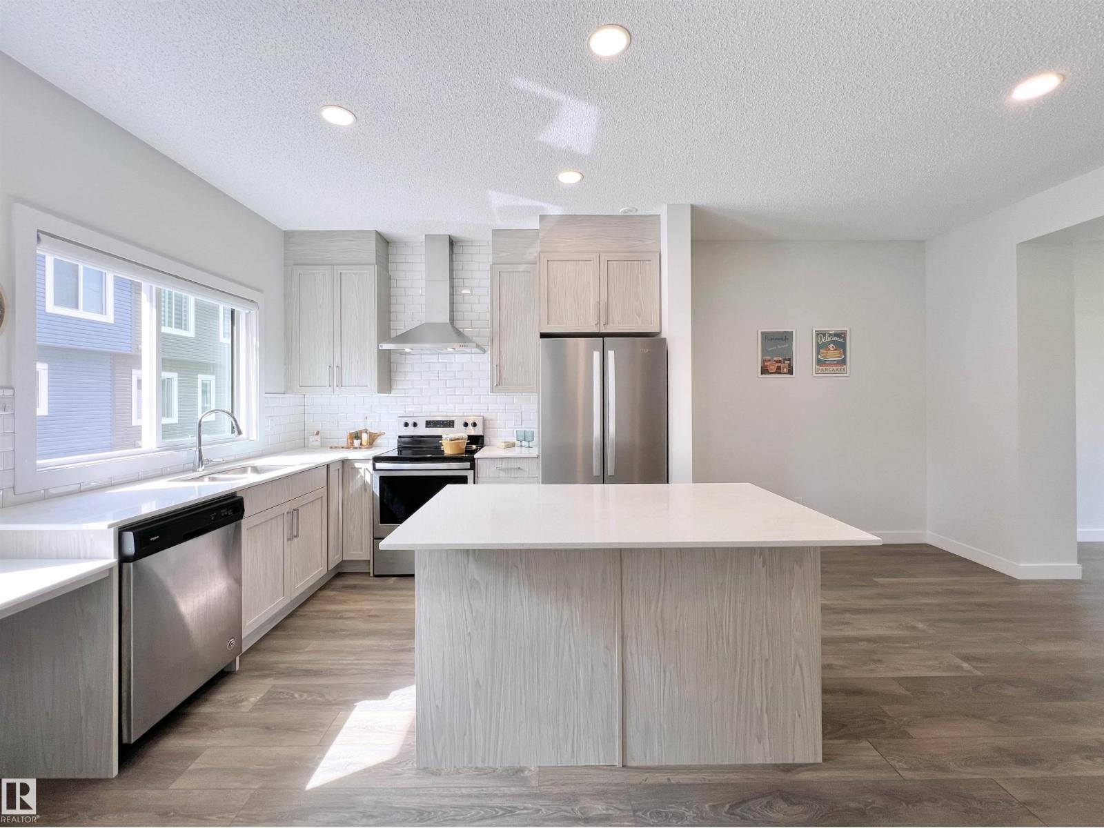 #6 11373 12 AV NW — photo 12