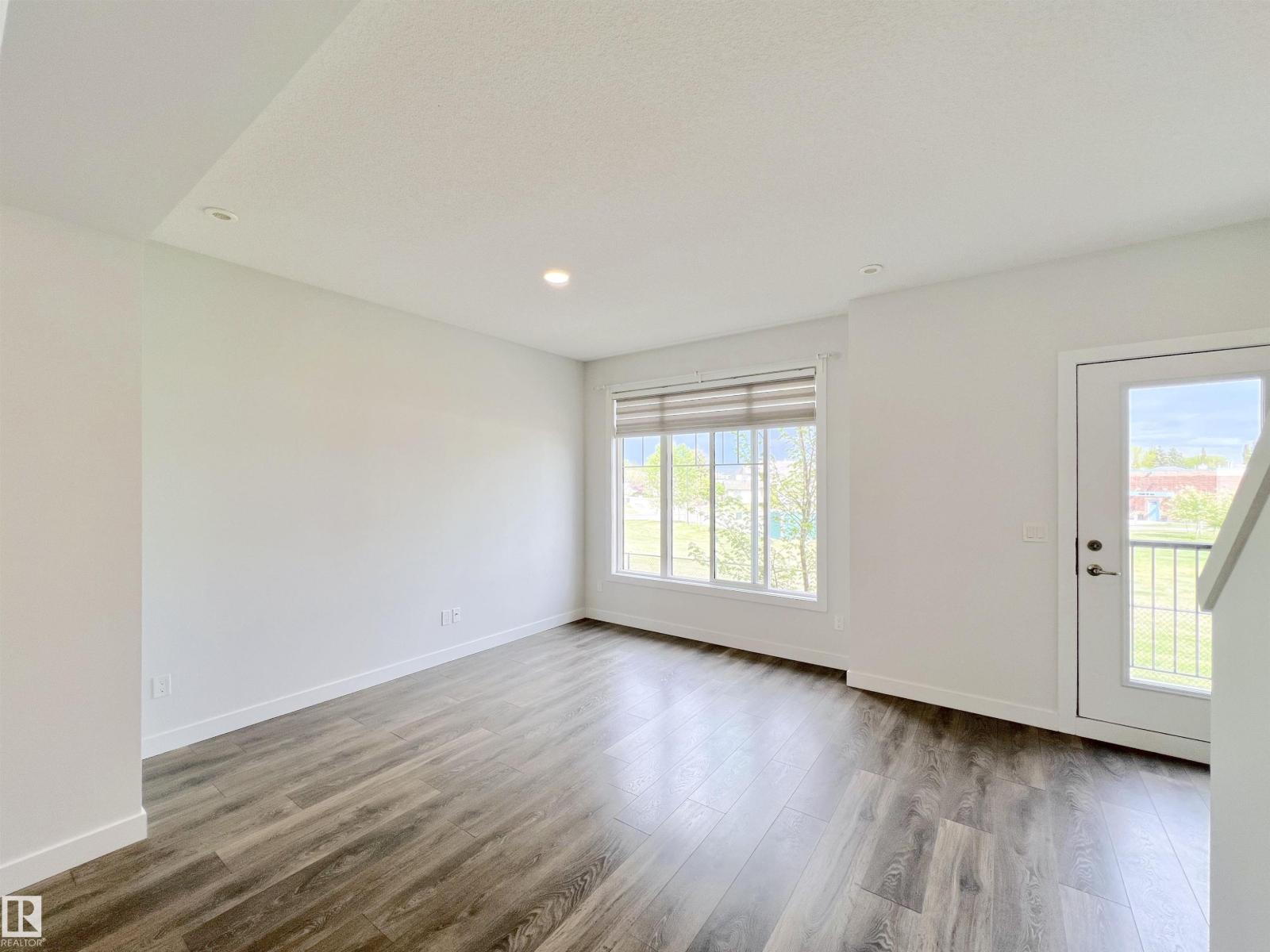 #6 11373 12 AV NW — photo 22