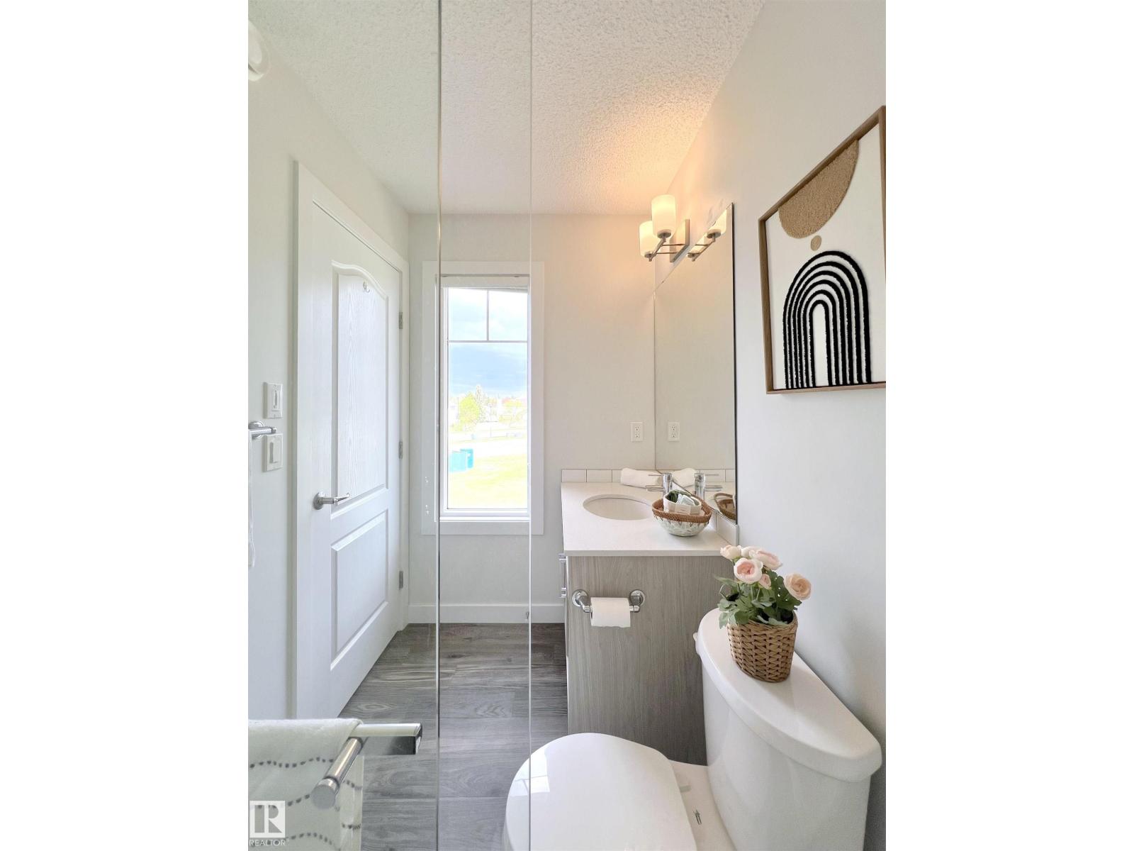 #6 11373 12 AV NW — photo 31