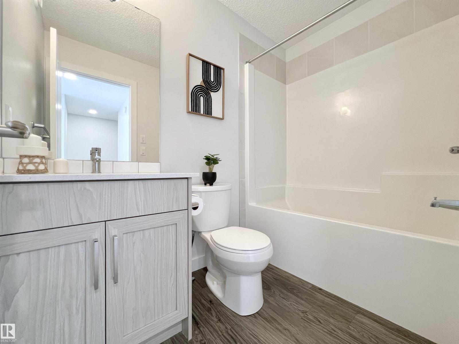#6 11373 12 AV NW — photo 38