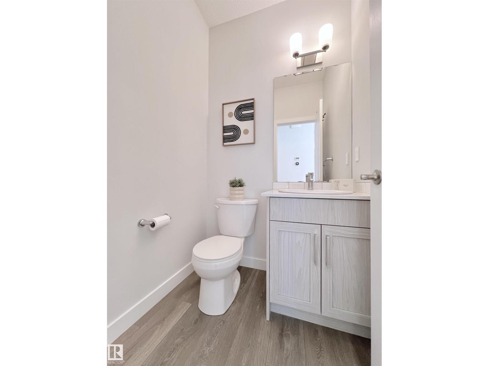 #6 11373 12 AV NW — photo 9