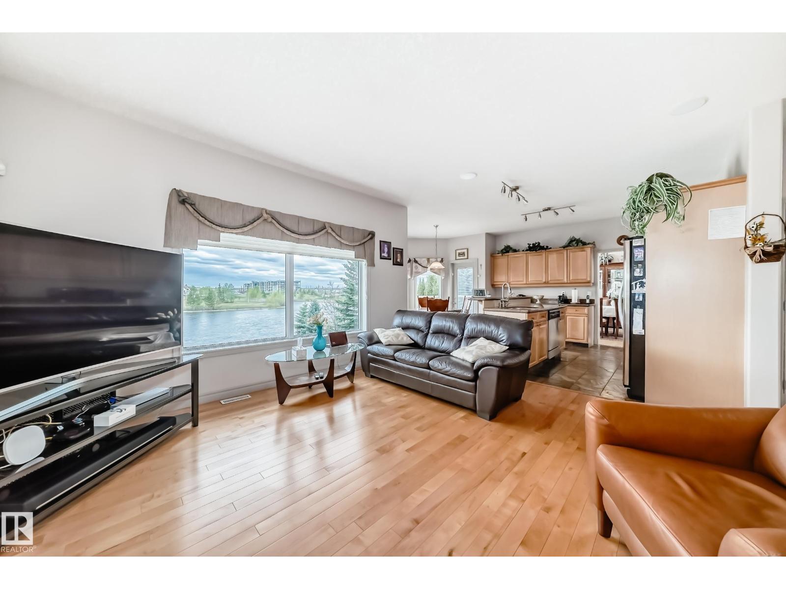15516 135 ST NW NW - 9