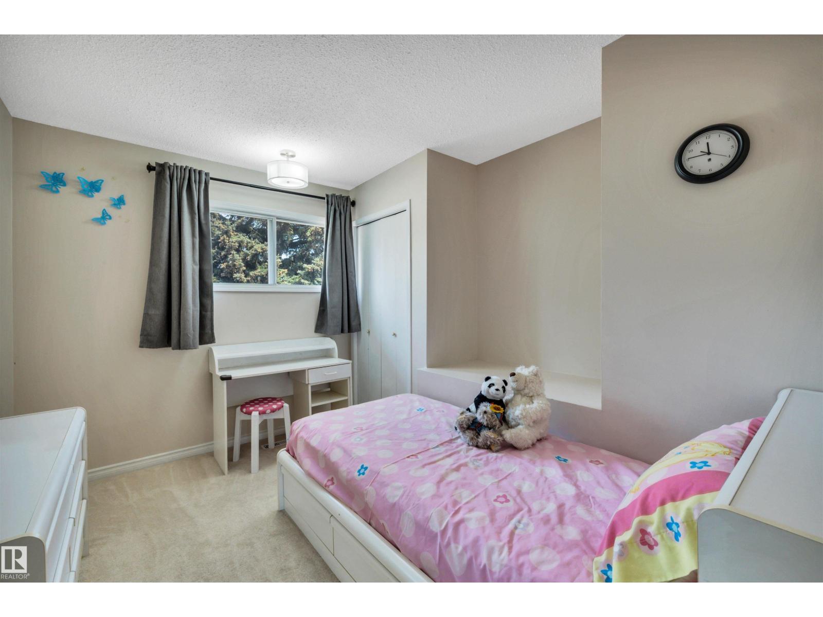 10909 33A AV NW - 21
