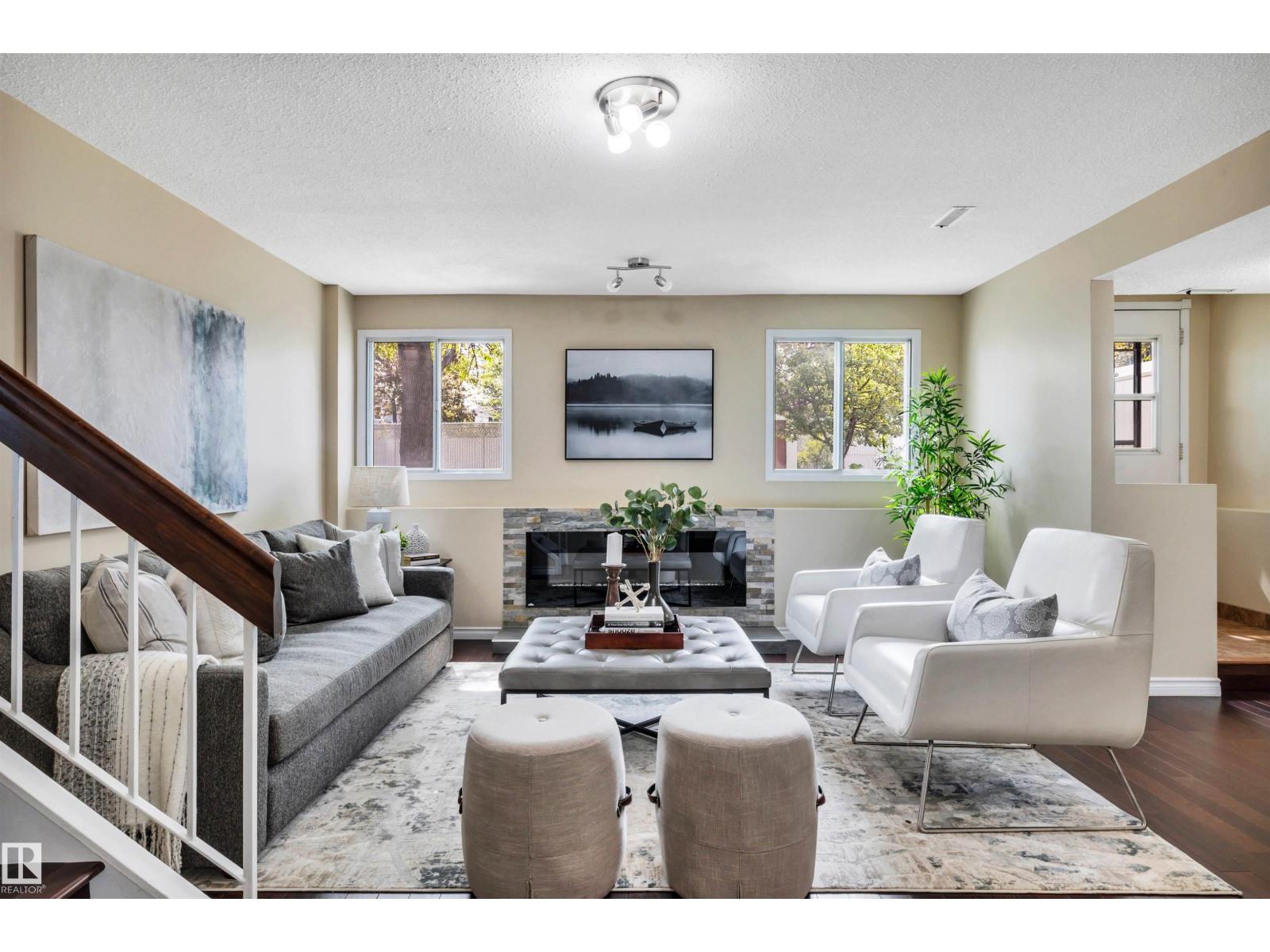 10909 33A AV NW - 26