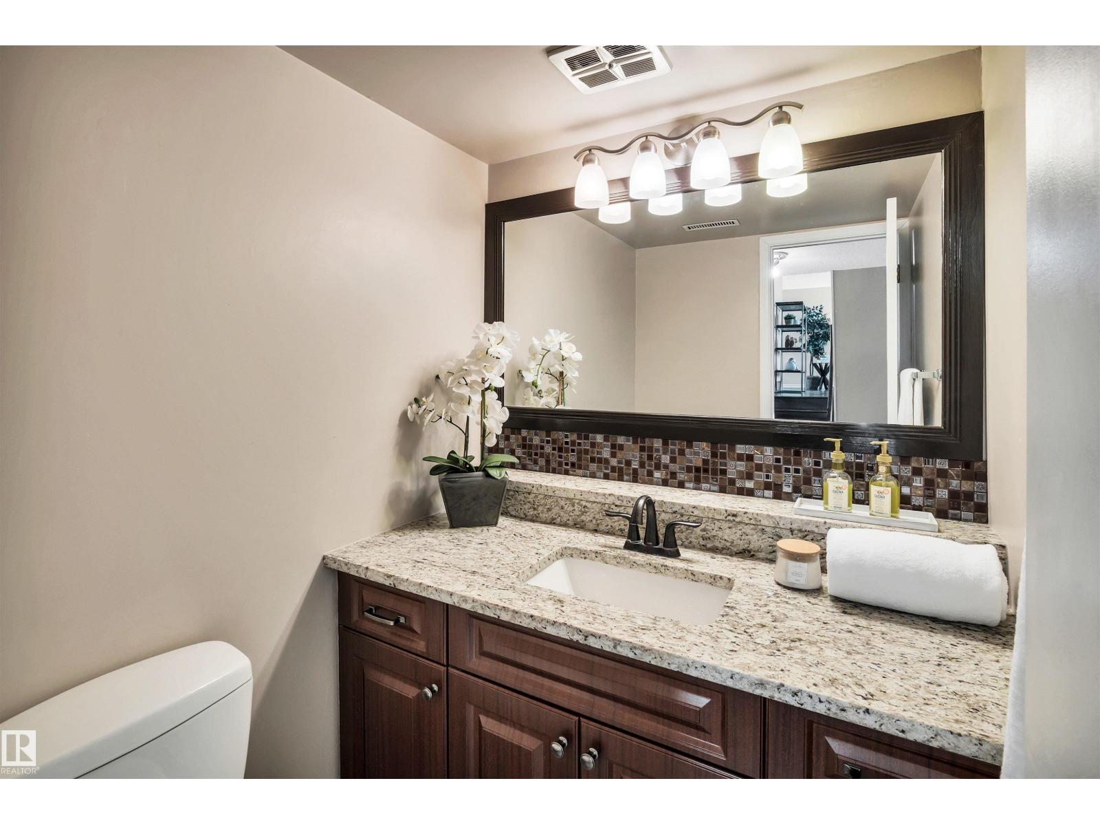 10909 33A AV NW - 31