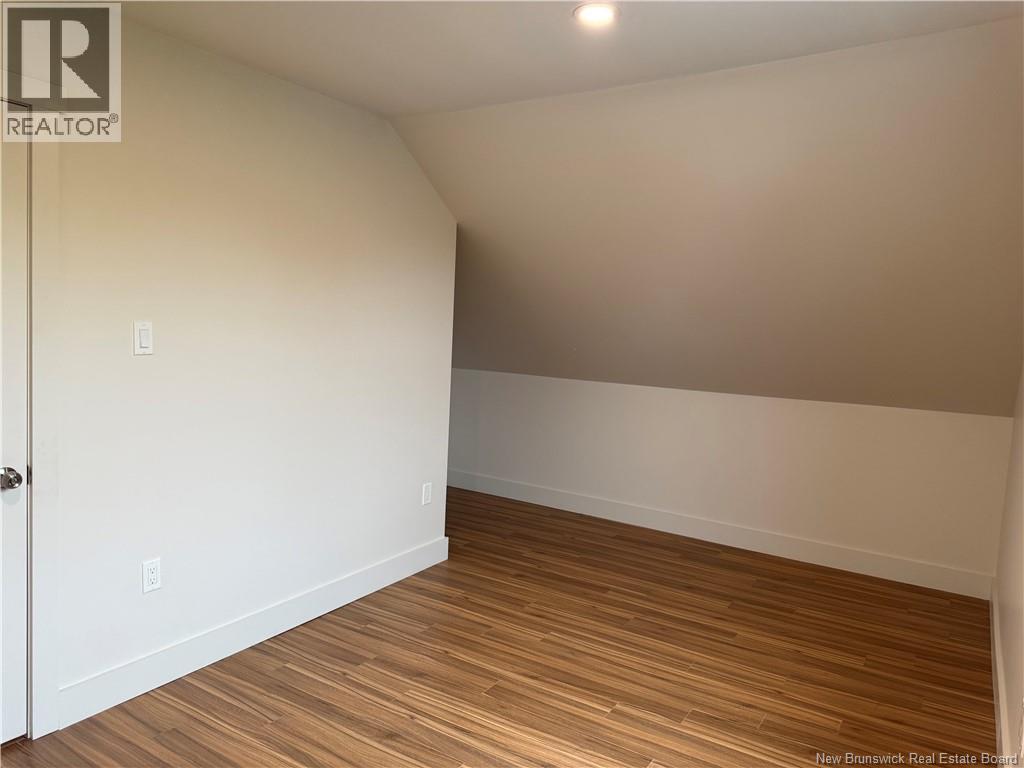 311 Boul. J.D. Gauthier - 38