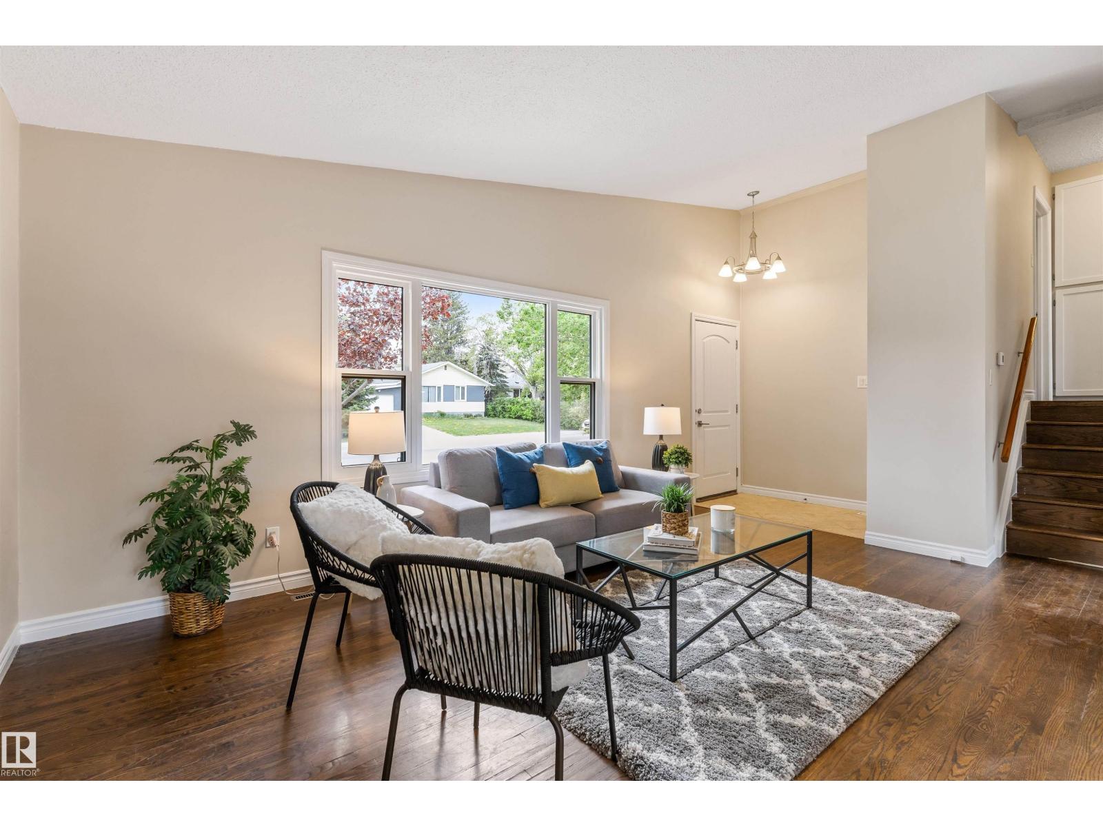 8715 164A ST NW - 5