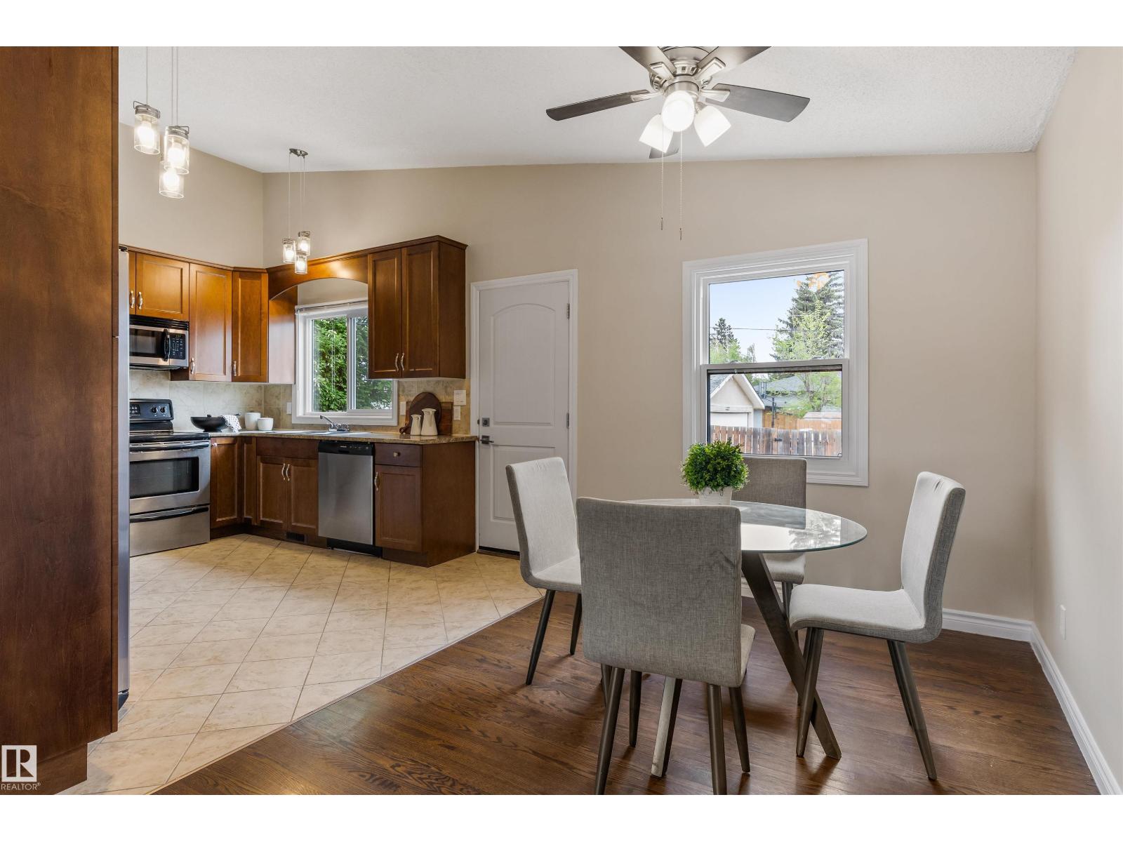 8715 164A ST NW - 7