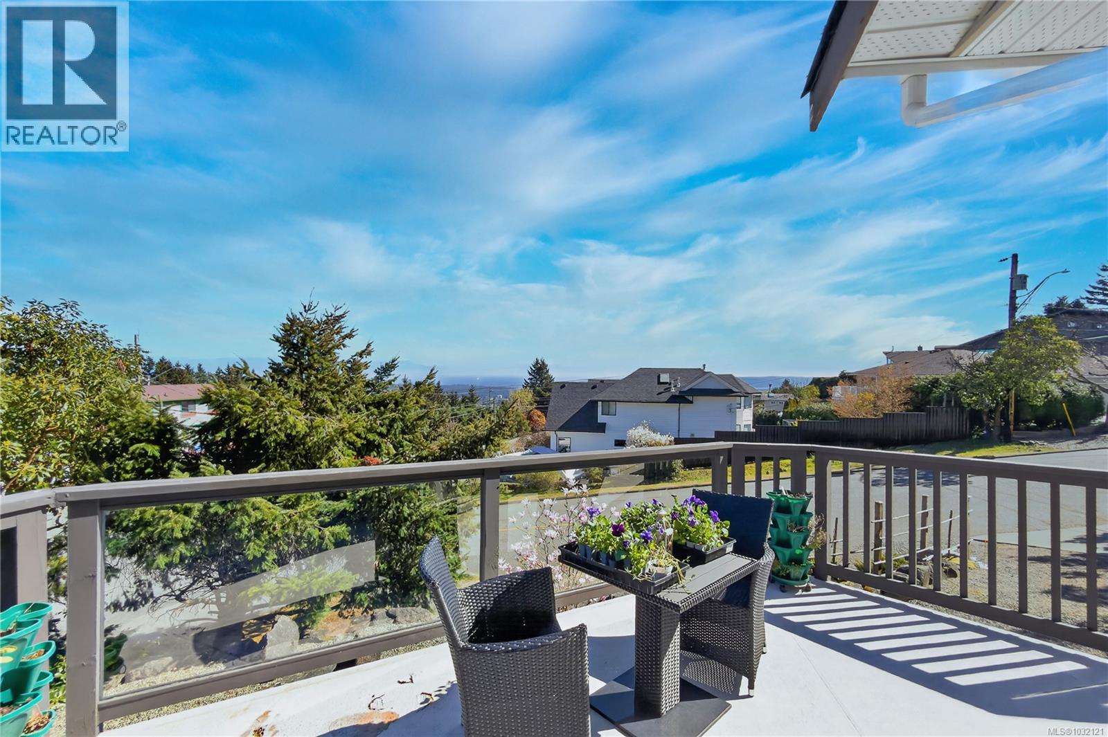 1277 Selkirk Dr - 10