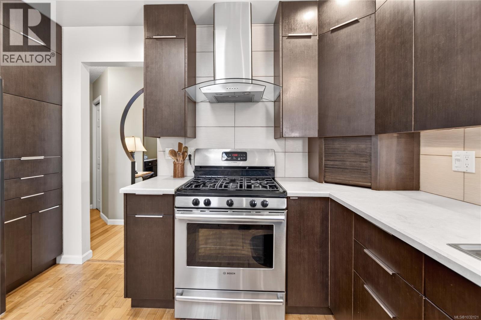 1277 Selkirk Dr - 34
