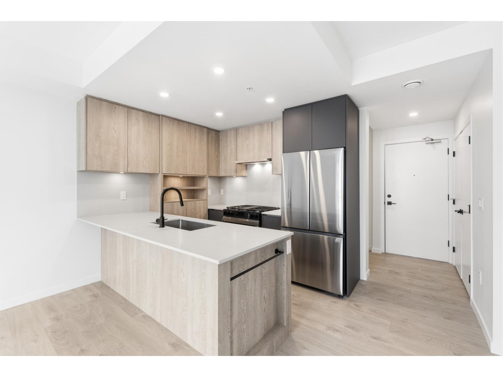 512 19577 65B Avenue - main photo