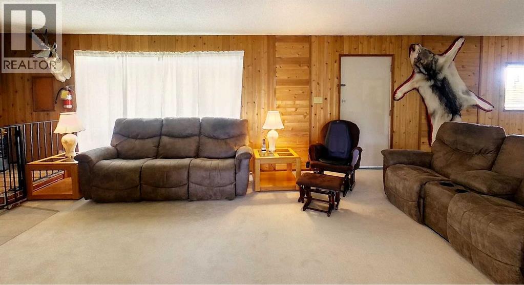 52008B Highway 47 — photo 31