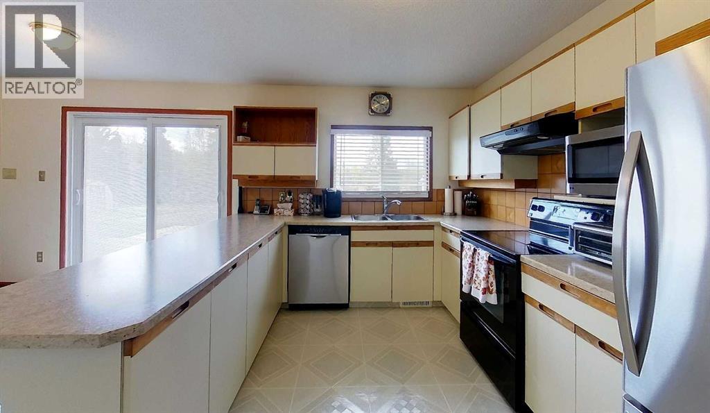 52008B Highway 47 — photo 27