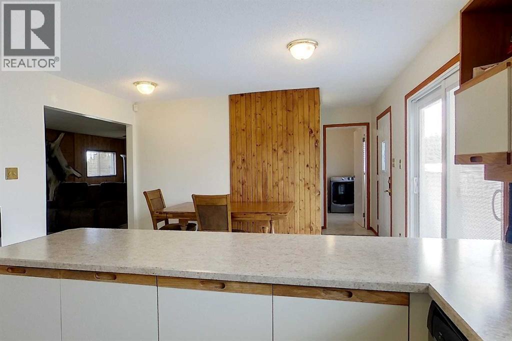 52008B Highway 47 — photo 29