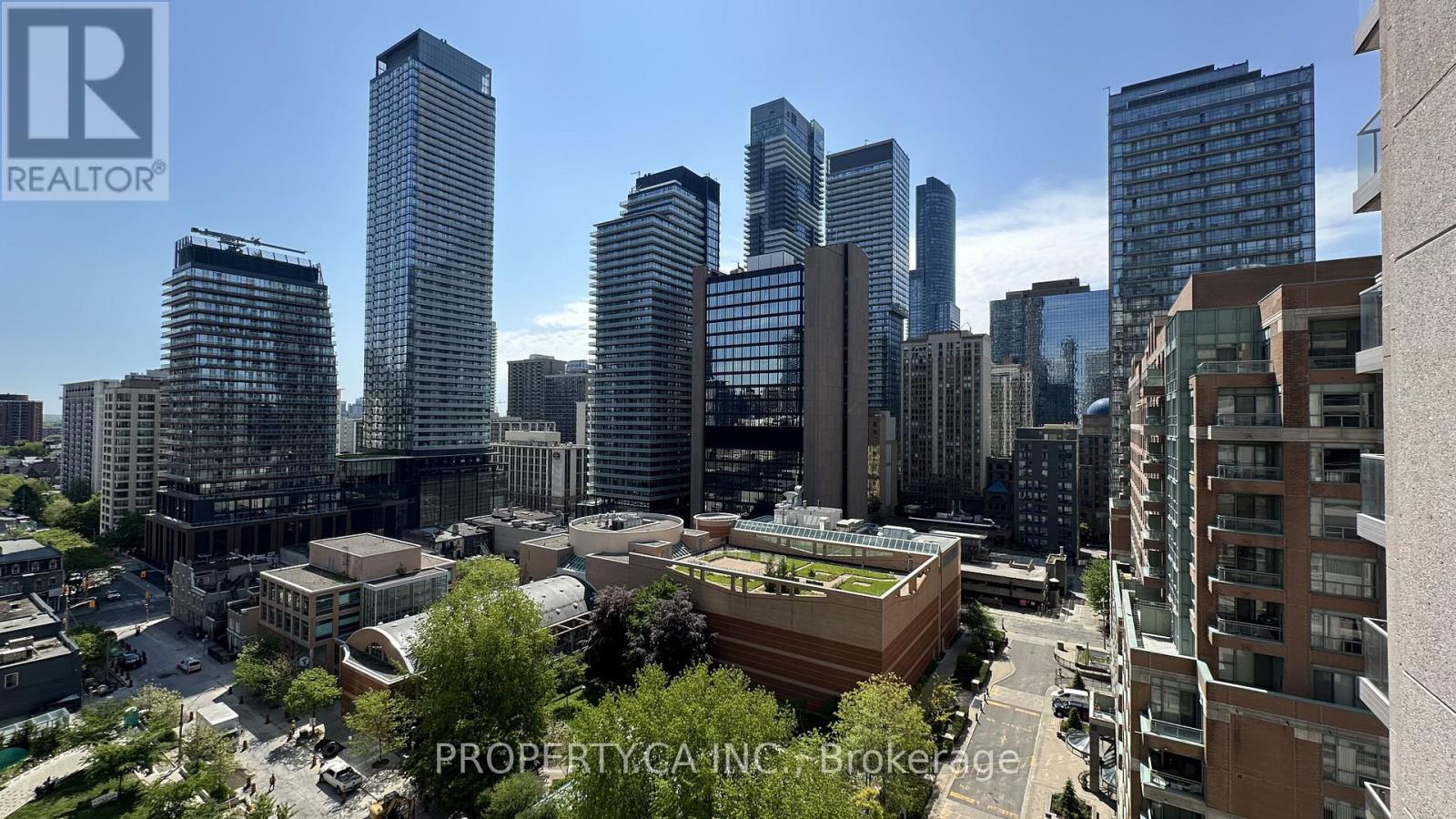 Listing photo of 1508 - 909 BAY STREET